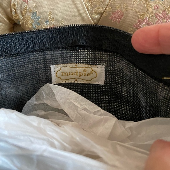 never be like the rest of them darling Pouch - Picture 3 of 6